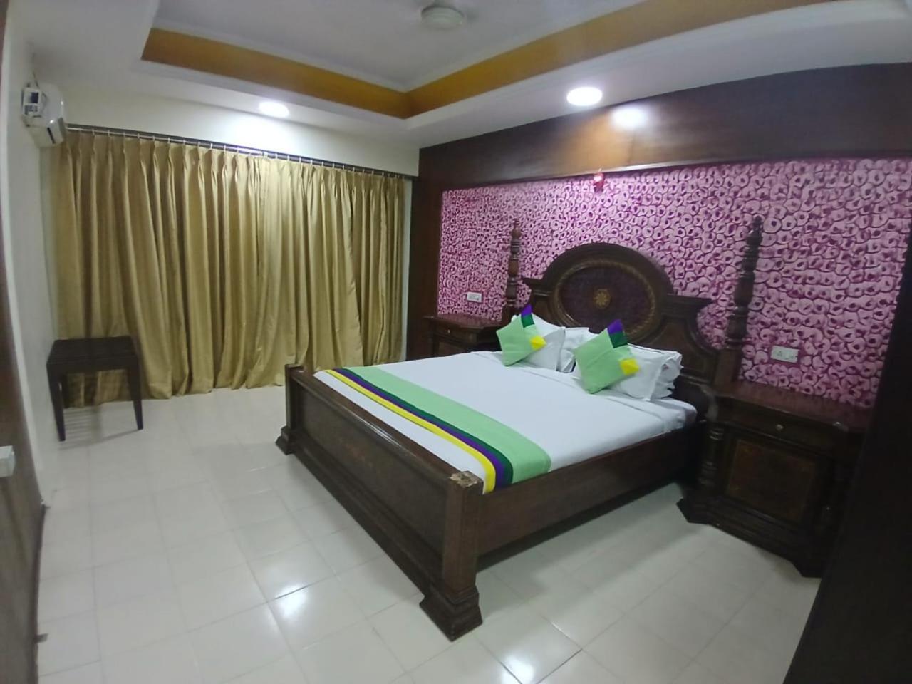 Blossom Rooms Hotel Vashishtha - Free Lunch Or Dinner- Free Breakfast Hajdarabad Zewnętrze zdjęcie